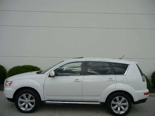 2010 Mitsubishi Outlander 40 Aniversary