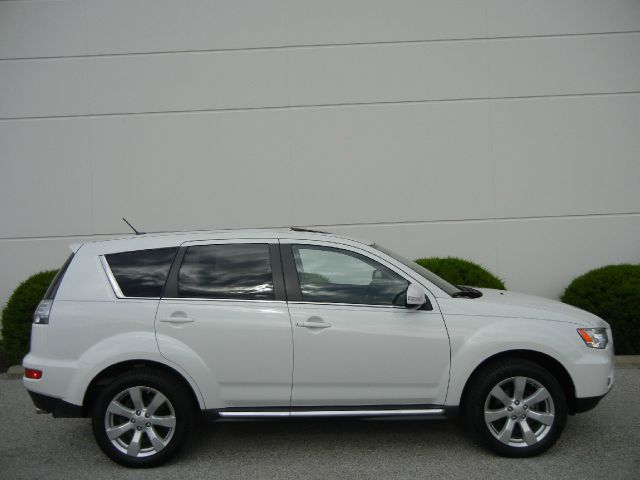 2010 Mitsubishi Outlander 40 Aniversary