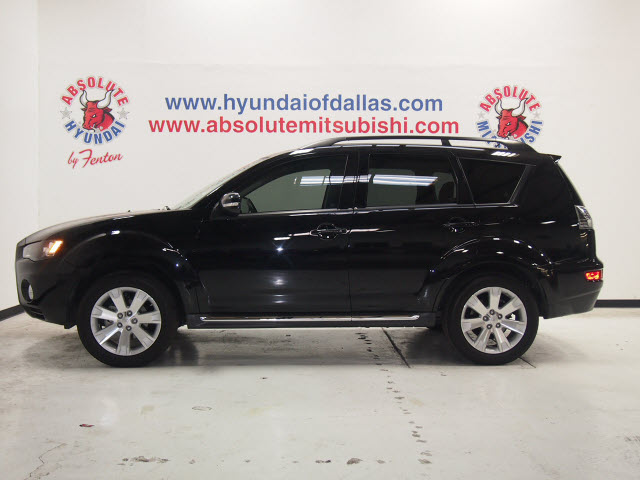 2011 Mitsubishi Outlander 40TH Anniversary Package