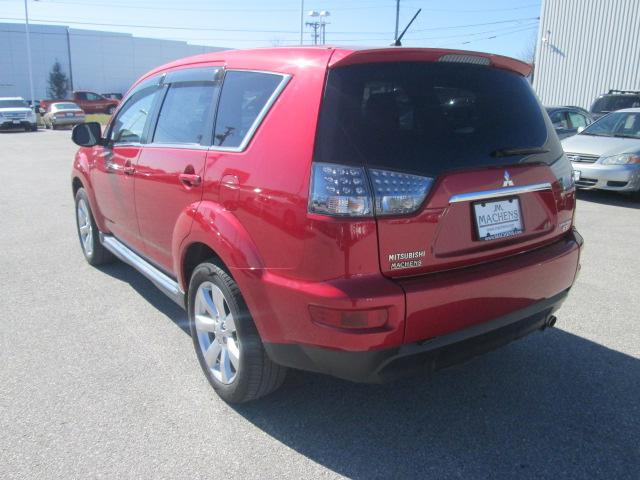 2011 Mitsubishi Outlander Passion