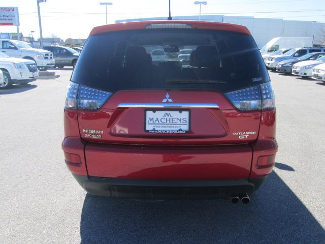 2011 Mitsubishi Outlander Passion