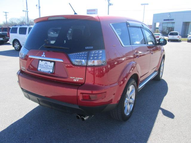 2011 Mitsubishi Outlander Passion