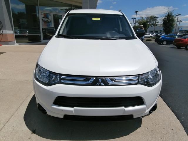 2014 Mitsubishi Outlander LW2