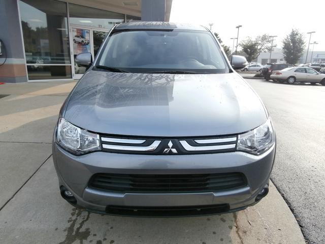 2014 Mitsubishi Outlander SE