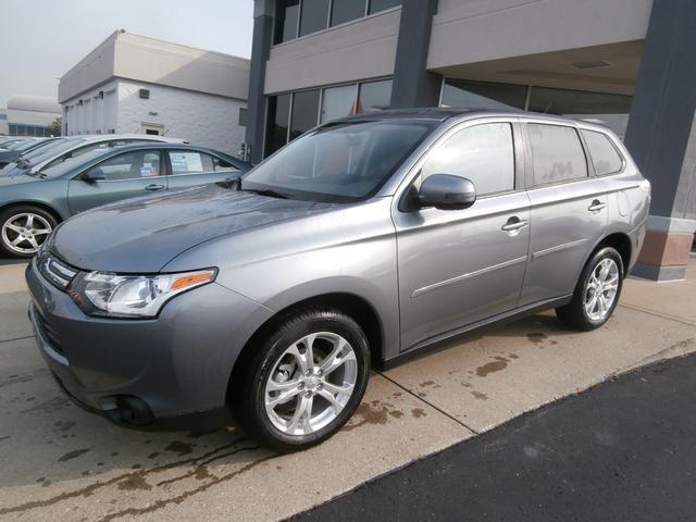 2014 Mitsubishi Outlander SE