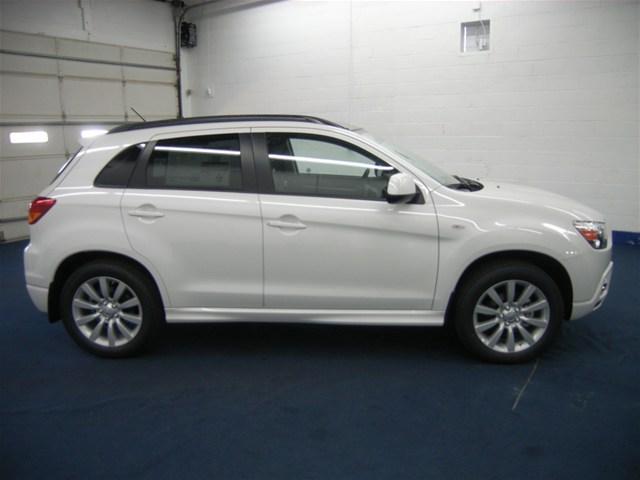 2011 Mitsubishi Outlander Sport SE