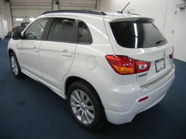 2011 Mitsubishi Outlander Sport SE