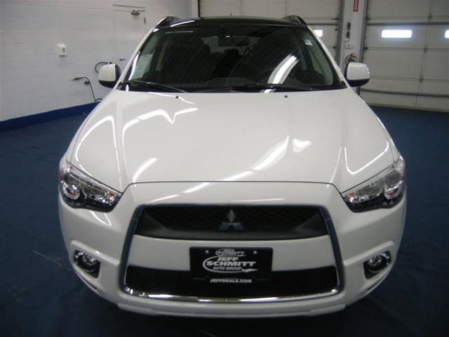 2011 Mitsubishi Outlander Sport SE