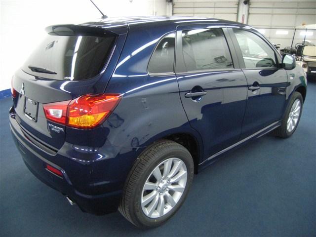 2011 Mitsubishi Outlander Sport SE