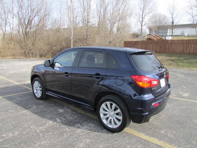 2011 Mitsubishi Outlander Sport SE