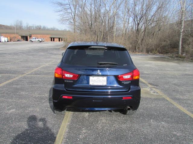 2011 Mitsubishi Outlander Sport SE