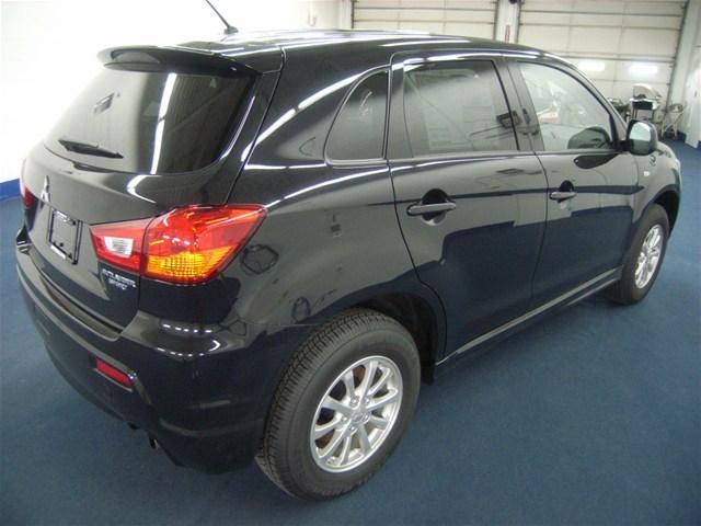 2011 Mitsubishi Outlander Sport LW2