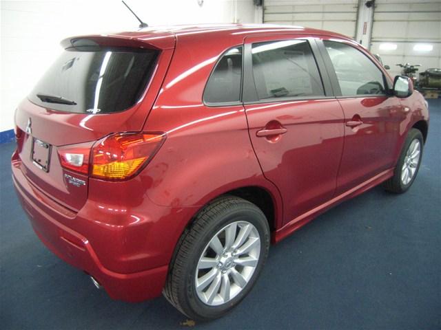 2011 Mitsubishi Outlander Sport SE