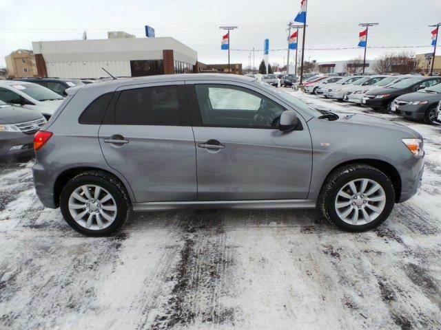 2011 Mitsubishi Outlander Sport SE