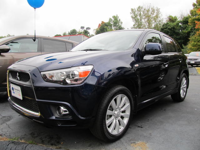 2011 Mitsubishi Outlander Sport SE