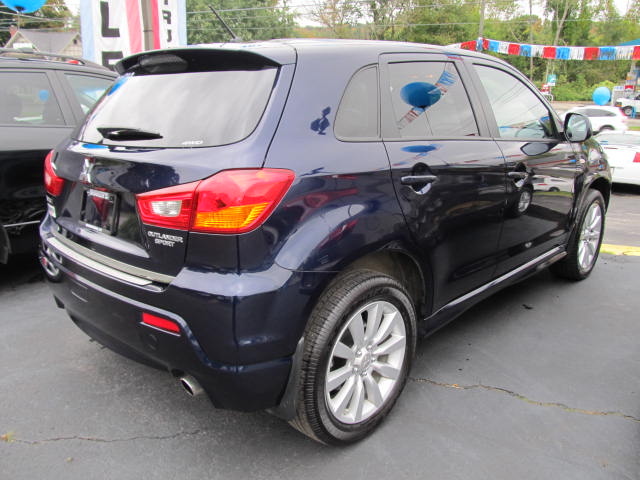 2011 Mitsubishi Outlander Sport SE