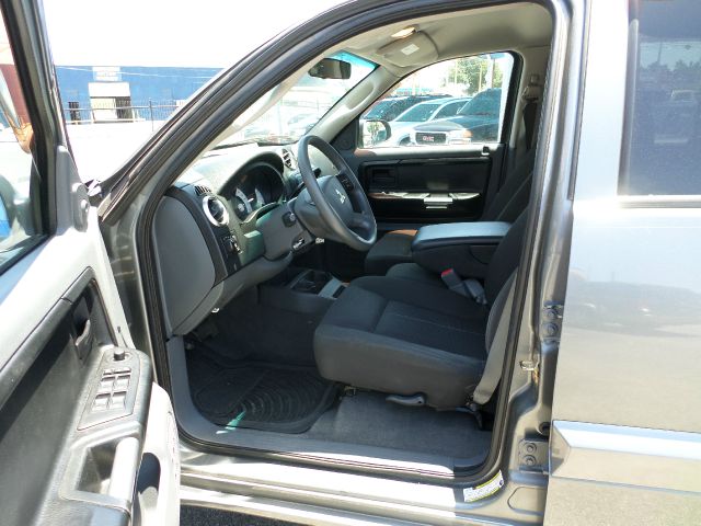 2006 Mitsubishi Raider LMTD LTHR Sroof