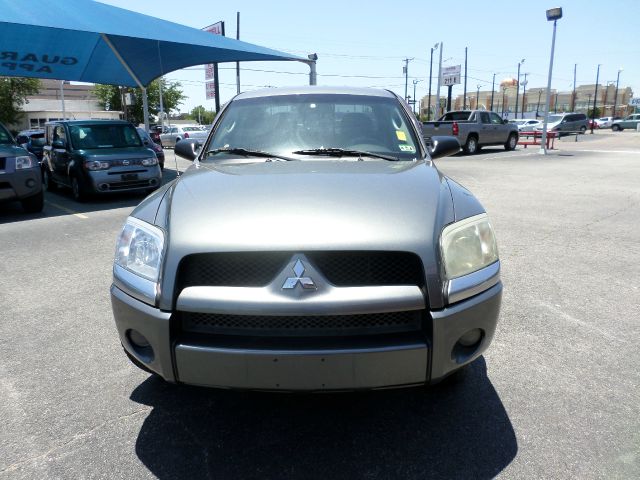 2006 Mitsubishi Raider LMTD LTHR Sroof