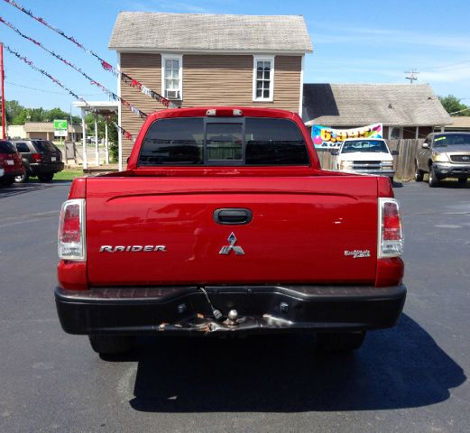 2006 Mitsubishi Raider LMTD LTHR Sroof