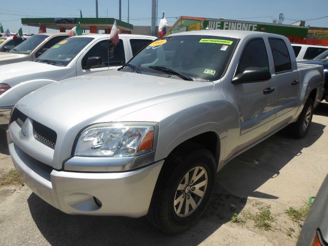 2008 Mitsubishi Raider Excab SR5 4X4