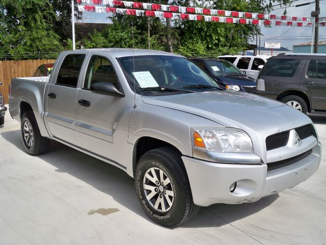 2008 Mitsubishi Raider Excab SR5 4X4