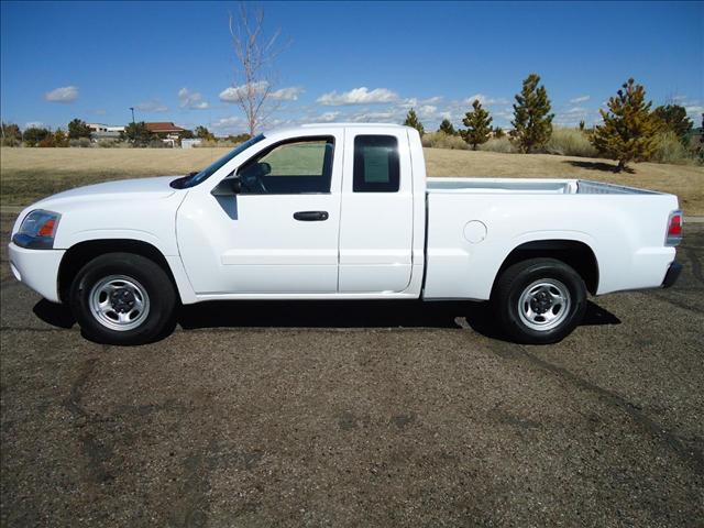 2008 Mitsubishi Raider QUAD SLT HD 4WD Diesel