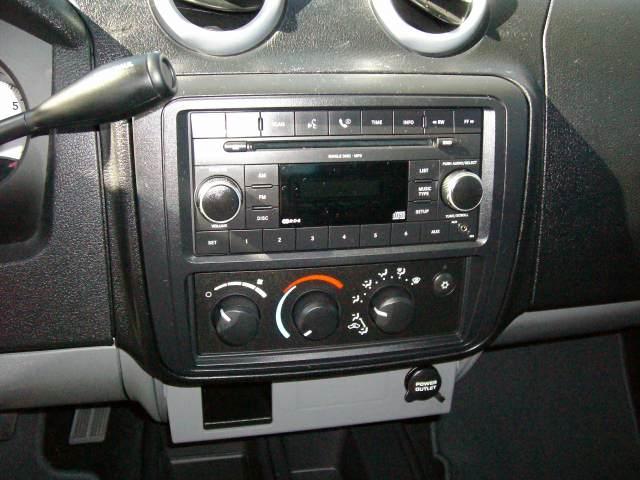 2008 Mitsubishi Raider Touring W/nav.sys