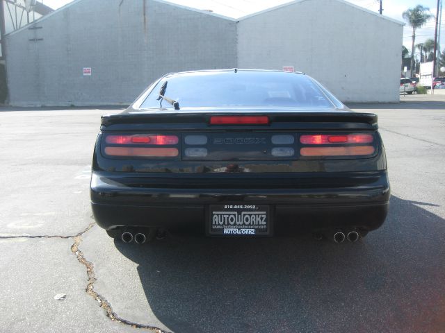 1992 Nissan 300ZX Automatic, 4.7l V8 Gas Engine