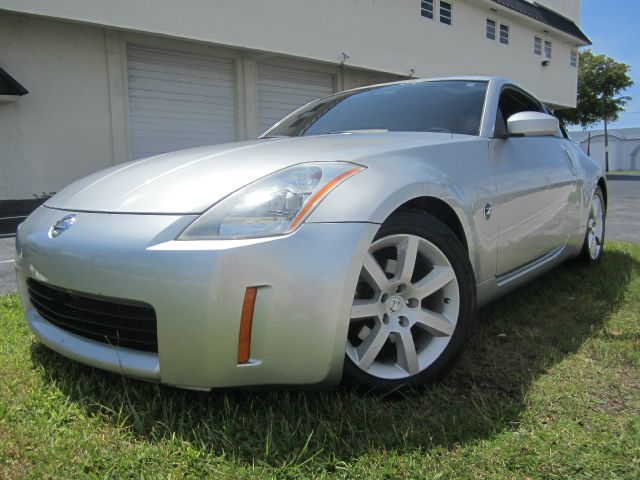 2003 Nissan 350Z Base