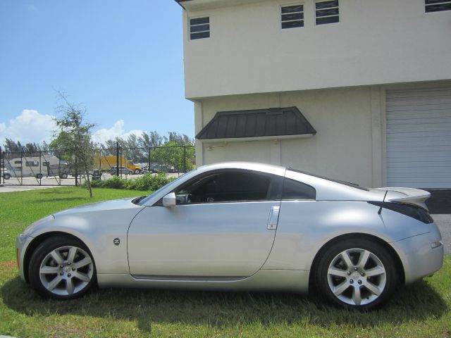 2003 Nissan 350Z Base