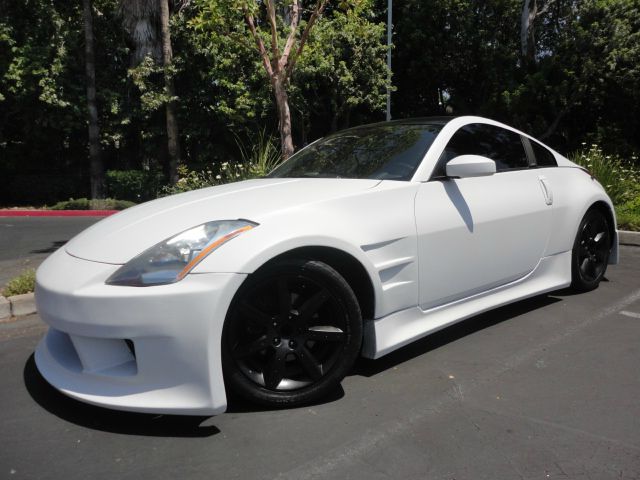 2003 Nissan 350Z Base