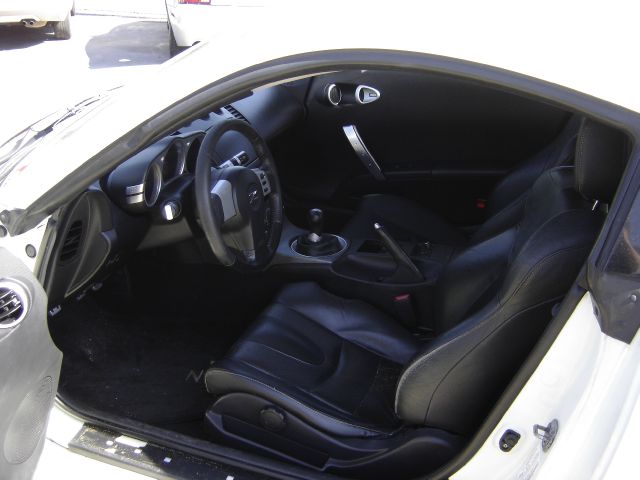 2003 Nissan 350Z Base