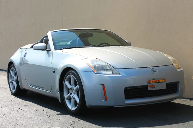 2004 Nissan 350Z 5DR 7-pass VAN I4 FWD