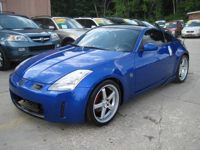 2004 Nissan 350Z 5DR 7-pass VAN I4 FWD