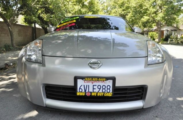 2004 Nissan 350Z Base