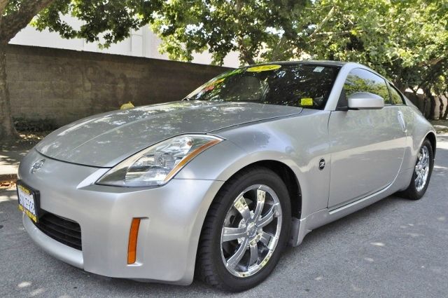 2004 Nissan 350Z Base