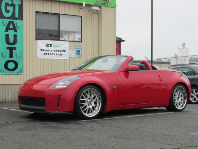 2004 Nissan 350Z 5dr 7-pass Van V6 LE FWD