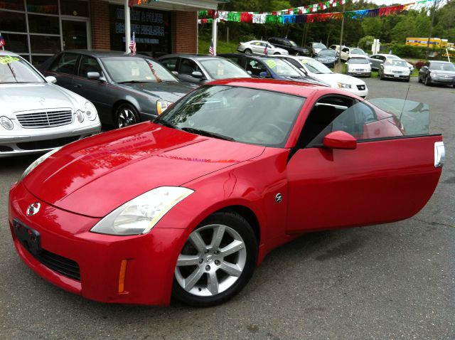 2004 Nissan 350Z Base