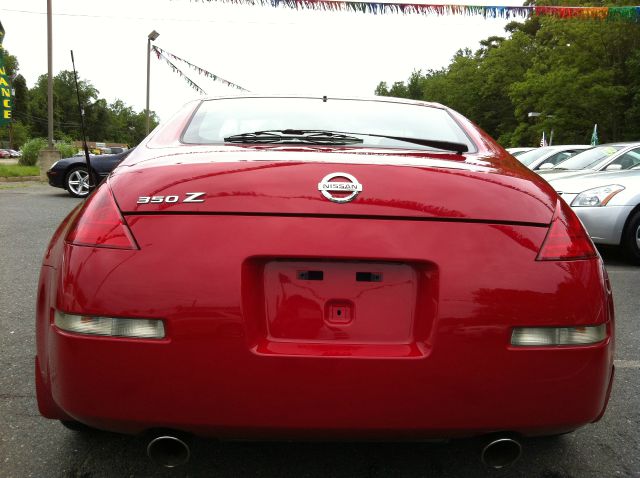 2004 Nissan 350Z Base