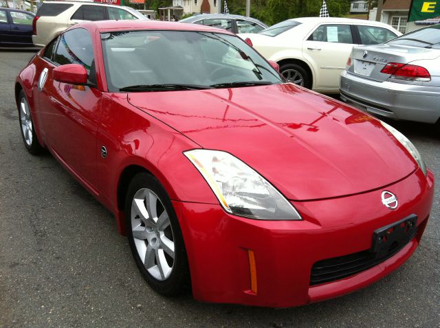 2004 Nissan 350Z Base