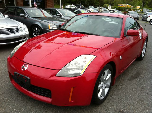 2004 Nissan 350Z Base