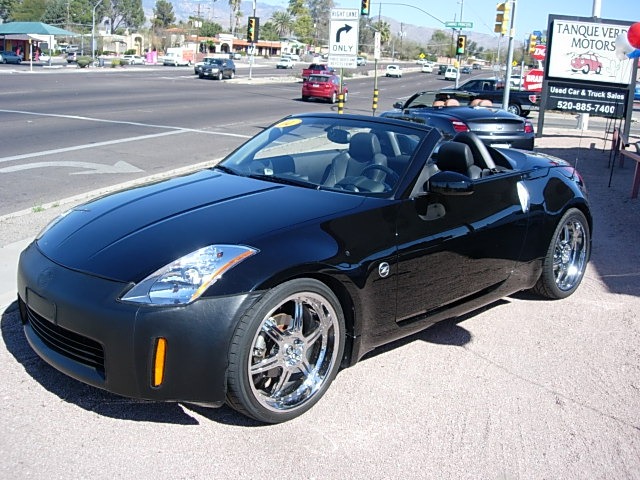 2004 Nissan 350Z 5DR 7-pass VAN I4 FWD