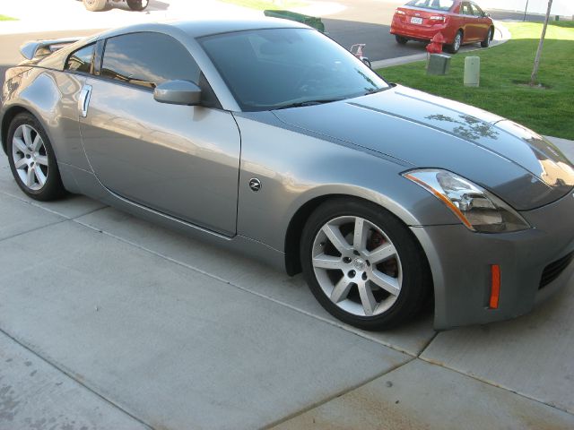 2004 Nissan 350Z Base