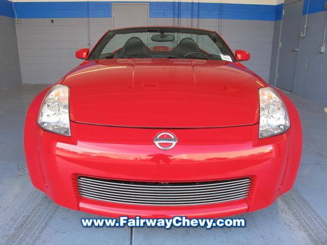 2004 Nissan 350Z 5DR 7-pass VAN I4 FWD