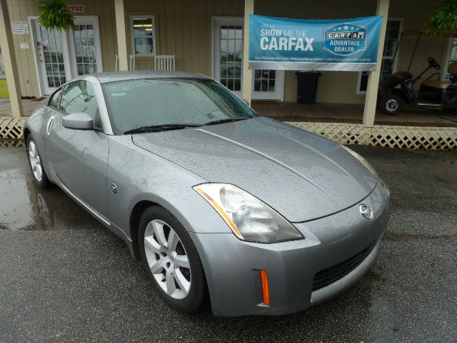 2004 Nissan 350Z Base