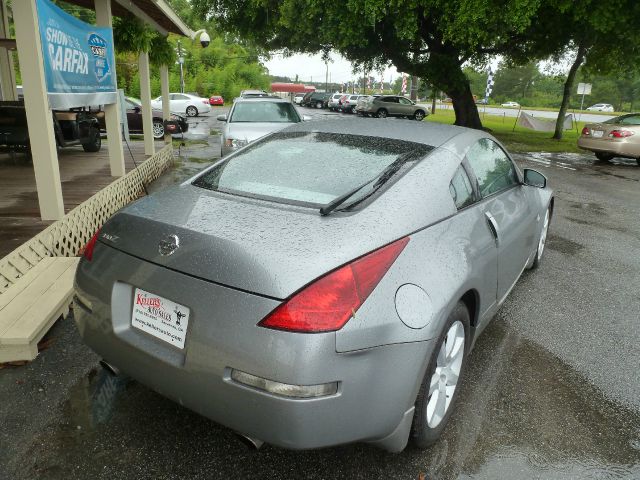 2004 Nissan 350Z Base