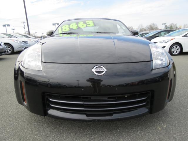 2004 Nissan 350Z 5DR 7-pass VAN I4 FWD