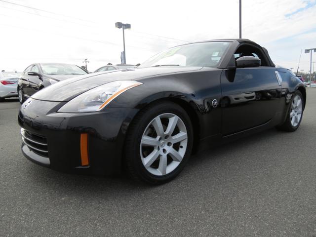 2004 Nissan 350Z 5DR 7-pass VAN I4 FWD