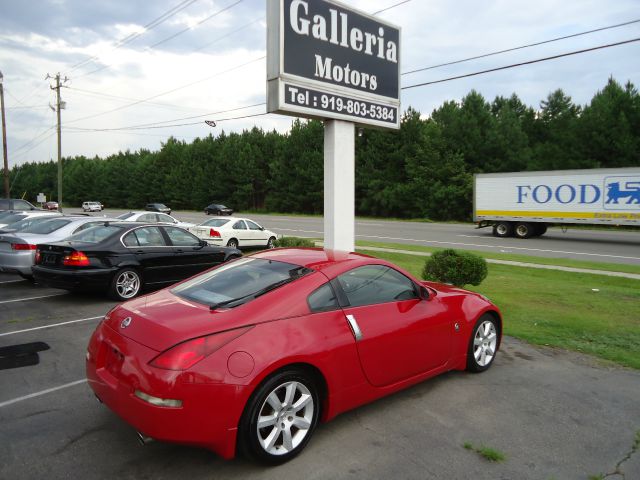 2004 Nissan 350Z Base