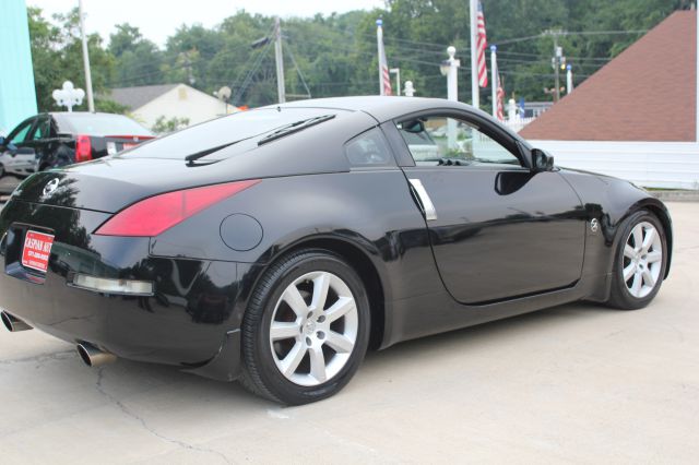 2004 Nissan 350Z 5DR 7-pass VAN I4 FWD